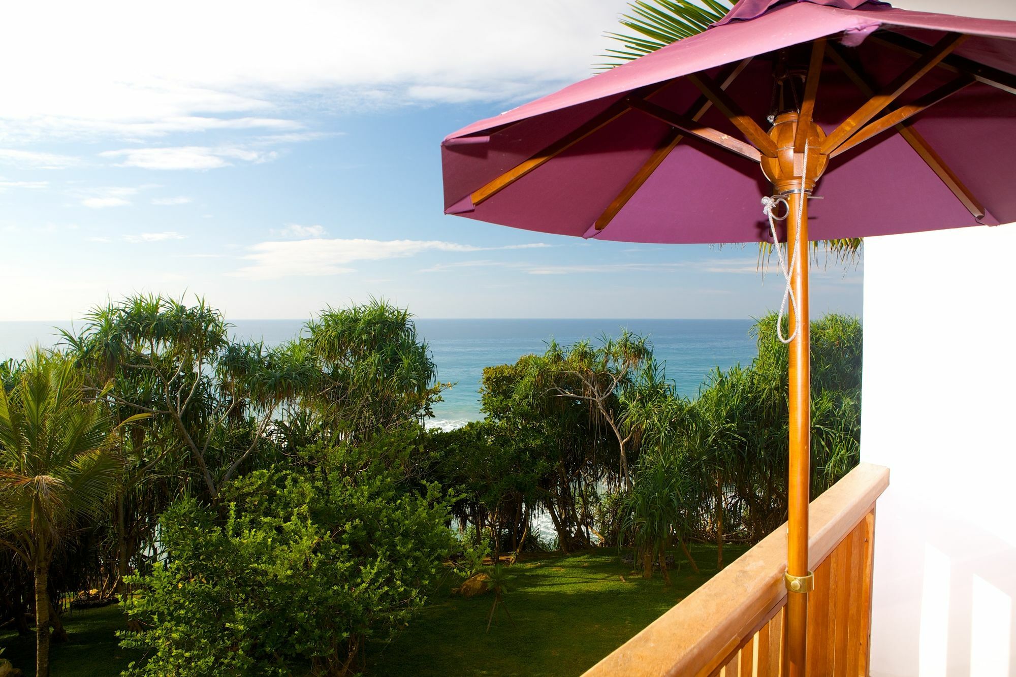 Utmt - Underneath The Mango Tree Spa & Beach Resort ديكويلاّ تين المظهر الخارجي الصورة