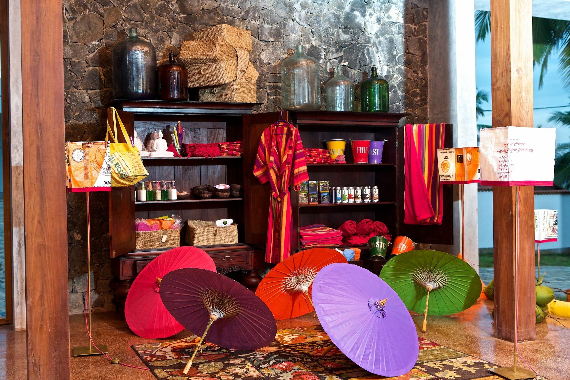 Utmt - Underneath The Mango Tree Spa & Beach Resort ديكويلاّ تين المظهر الخارجي الصورة